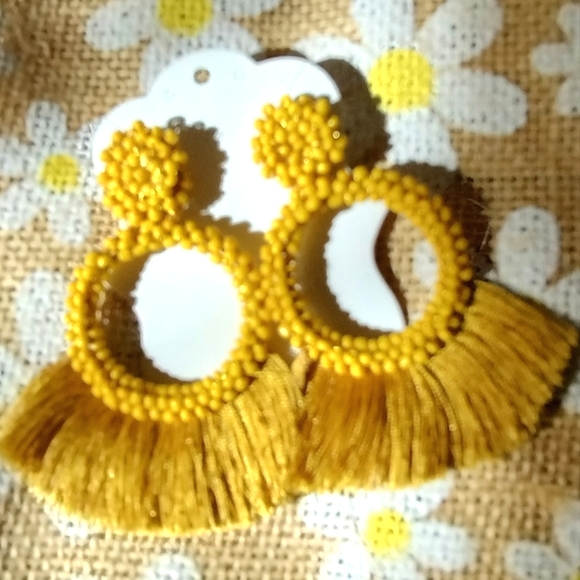 Yellow, Bead Seed, Beaded & Fringe, Circle, Hoop Earrings - Picture 8 of 9